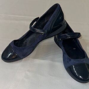 Cole Haan Grand OS Navy Blue Suede/Patten Leather Mary Jane’s Size 7